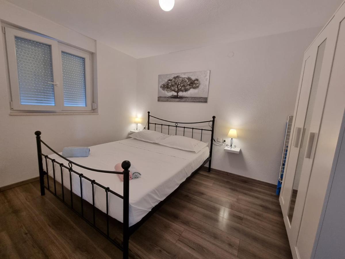 Apartmani Mistral Rogoznica  Kültér fotó