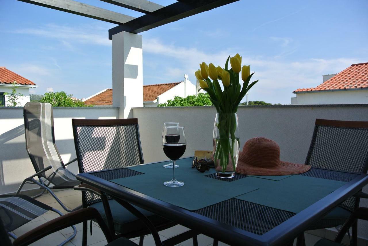Apartmani Mistral Rogoznica  Kültér fotó