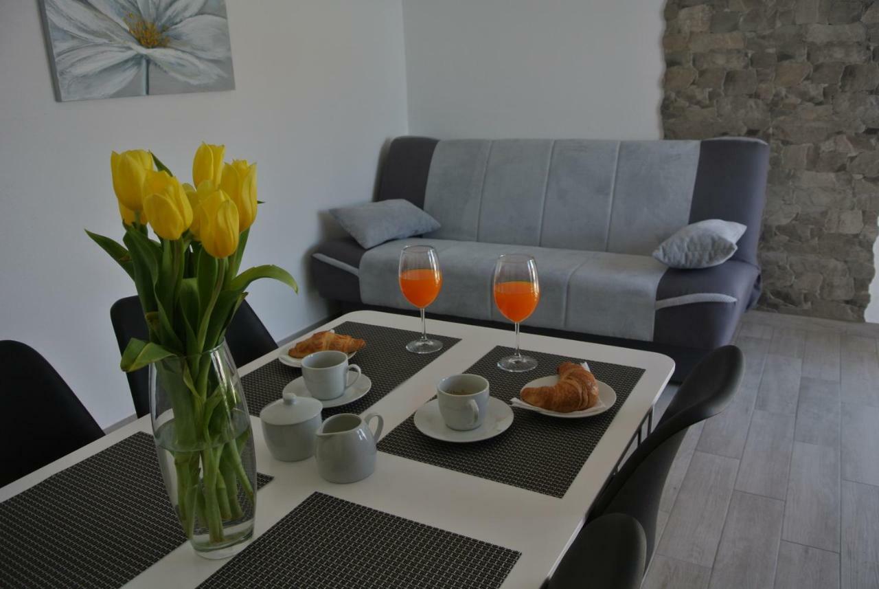 Apartmani Mistral Rogoznica  Kültér fotó