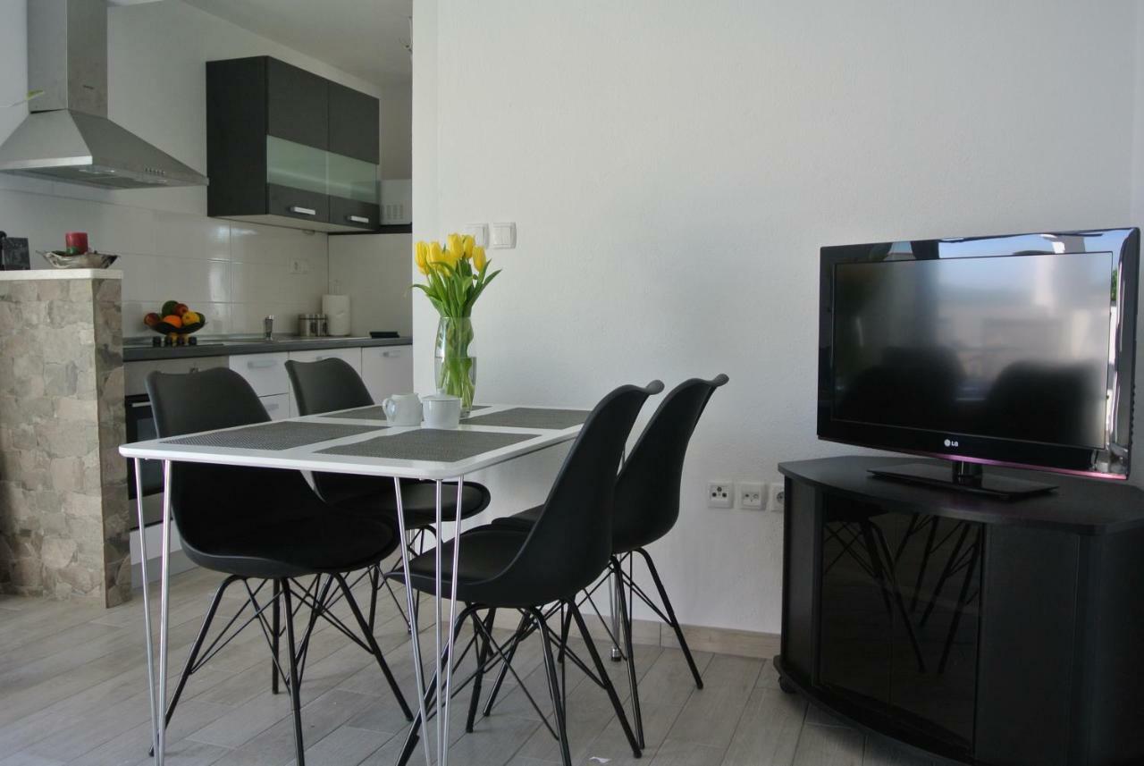 Apartmani Mistral Rogoznica  Kültér fotó