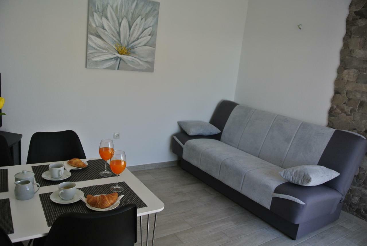 Apartmani Mistral Rogoznica  Kültér fotó