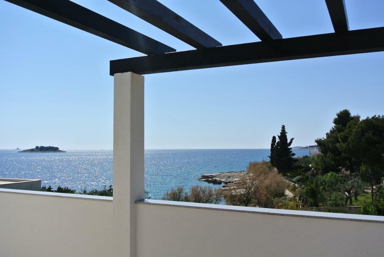 Apartmani Mistral Rogoznica  Kültér fotó