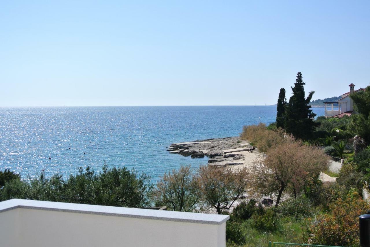 Apartmani Mistral Rogoznica  Kültér fotó