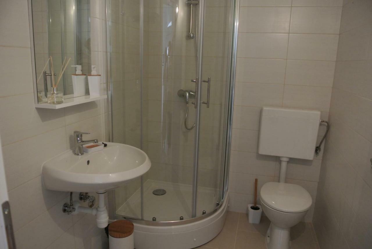 Apartmani Mistral Rogoznica  Kültér fotó